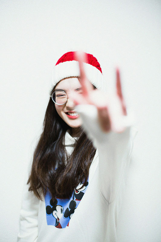 girl-with-hat